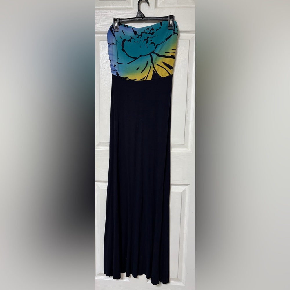 Elegant Black Strapless Maxi Dress